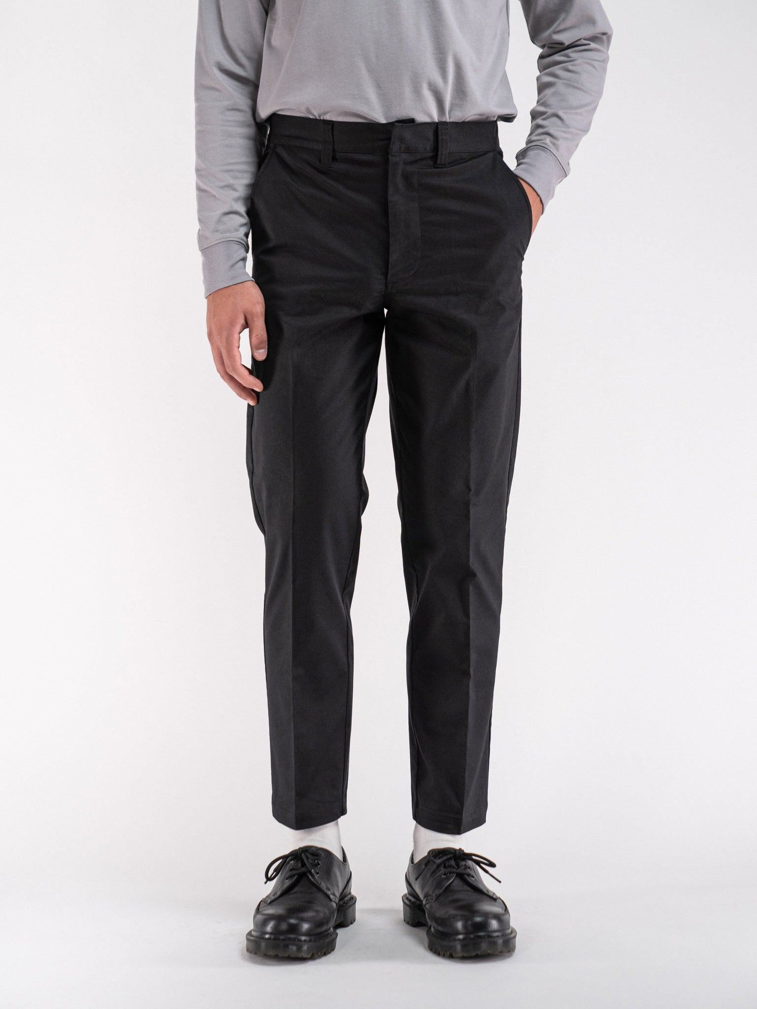 Standard Fit Chino Pant Black